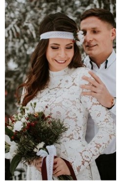 Krótka, koronkowa suknia ślubna