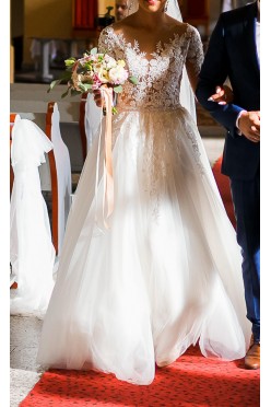 NOWA ekskluzywna suknia ślubna tren 34/36/38 ivory