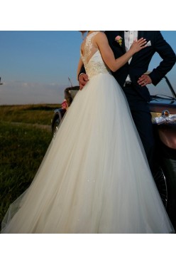 suknia ślubna śmietanka+ welon+halka z kołem