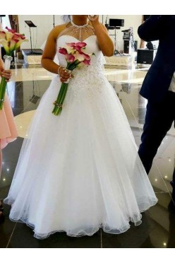 Suknia ślubna z kryształkami swarovskiego