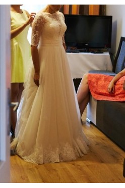 Koronkowa suknia ślubna z welonem i bolerkiem, SABE