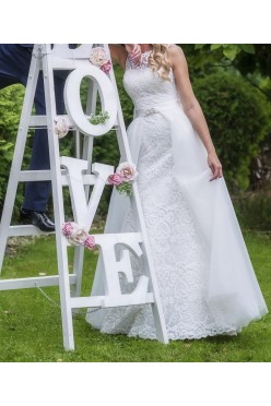 Koronkowa suknia ślubna