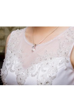 Suknia ślubna z kryształkami Swarovskiego