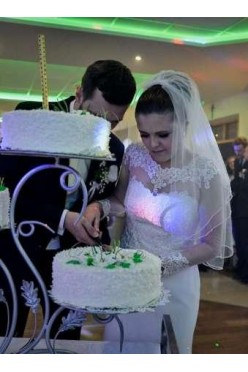 Suknia ślubna z długimi rękawami ! Tanio !