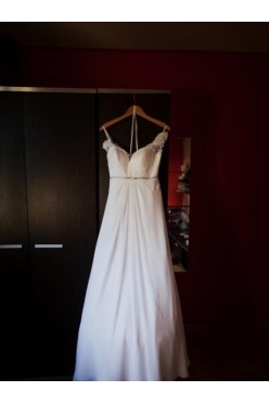 Piękna suknia ślubna, muślin