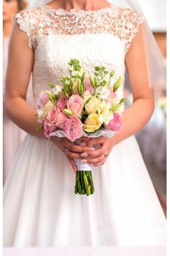 Romantyczna suknia ślubna rozmiar 36/38 + welon