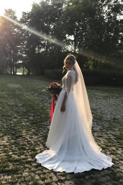 Piękna suknia ślubna 34/36