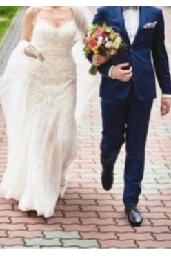 Bajkowa i ręcznie szyta w Holandii Suknia Ślubna