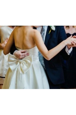 Piękna jedwabna suknia ślubna kolekcja mystic