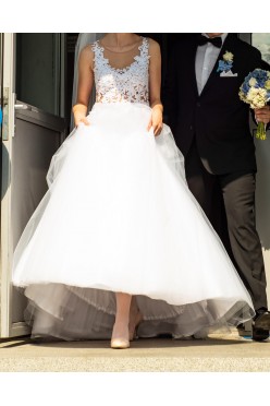 Piękna śnieżnobiała suknia ślubna :)