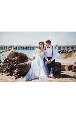 Piękna suknia ślubna rozm.36