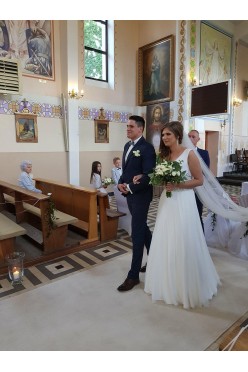 Suknia ślubna z salonu Adria w Tłuszczu