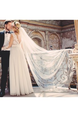 Suknia ślubna rozm. 34 - 36 kolor IVORY