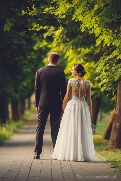 SUKNIA ŚLUBNA AKEMI-GALA