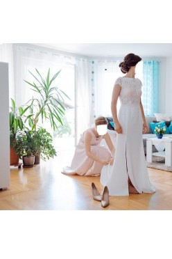 Suknia ślubna, kolor ivory, wycięte plecy