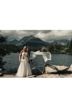 Sprzedam suknie slubna Essense of Australia D2085