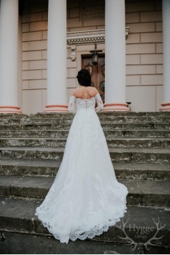 Suknia ślubna Pronovias model Charley 2018