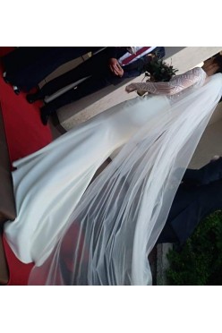 Sprzedam suknię ślubną projektu Violi Piekut