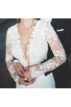 Koronkowa suknia ślubna Viola Piekut VP