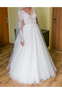 Suknia ślubna z długim rękawem