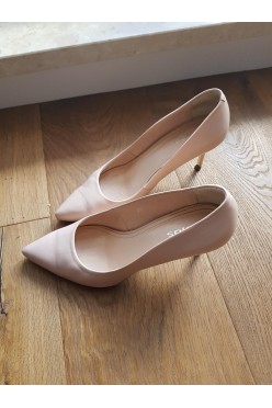 Buty pudrowy Róż Wojas