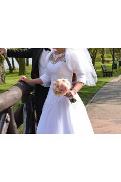 Suknia ślubna PORTIA + bolerko + welon roz.40