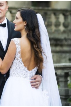 Suknia ślubna + długi welon gratis . Kraków