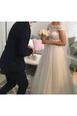 Suknia Ślubna na sprzedaż