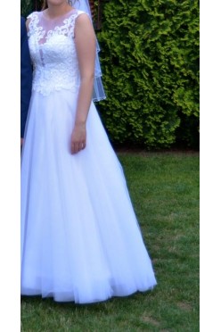 Sprzedam piękną suknię ślubną