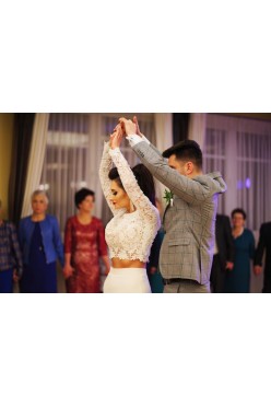 SUKNIA ŚLUBNA INNA NIŻ WSZYSTKIE