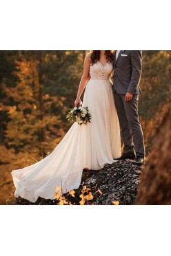 Suknia ślubna Agnes 2018 | ivory | muślin | tren