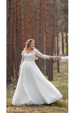 Delikatna, zwiewna suknia ślubna 38/40