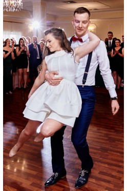 Suknia na pierwszy taniec lub poprawiny