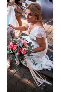 Viola Piekut model Cypris koronka zjawiskowa suknia