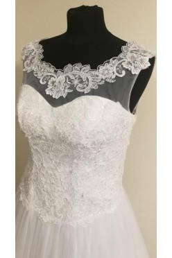 Urokliwa romantyczna suknia ślubna rozmiar 38/40