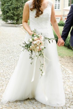 Suknia ślubna, r. 42, xl