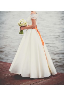 PIĘKNA SUKNIA SALON MARGARETT rozm. 34/36