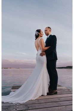 Suknia ślubna Lillian West 6454 2017