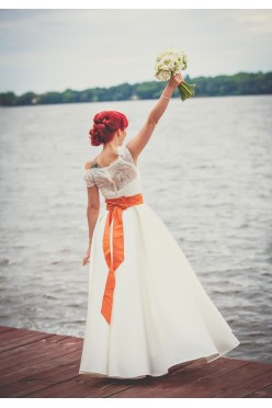 PIĘKNA SUKNIA SALON MARGARETT rozm. 34/36