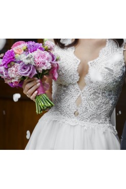 Suknia ślubna r. 34/36 TRIS Nabla - dekolt tren