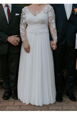 Zwiewna suknia ślubna śmietanka rozmiar 44/46 + gratis!