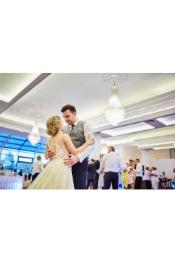 Suknia ślubna Afrodyta Burbon z kolekcji Promise 2018