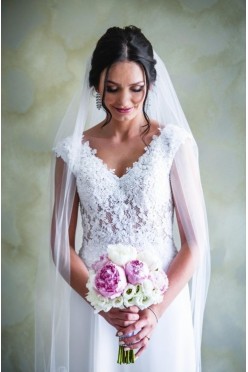 Ślubna suknia koronka Adria