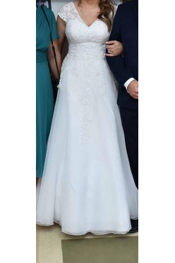 SPRZEDAM SUKNIĘ ŚLUBNĄ