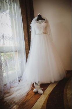 Suknia ślubna princessa r. 34-36