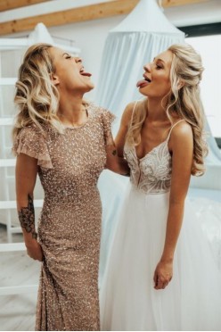 Suknia Laurelle model Siluetta 2019