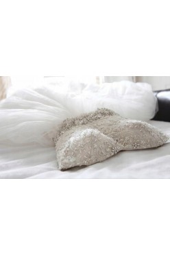 Suknia Justin Alexander 8724. Kolor pearl/silver. roz. 36