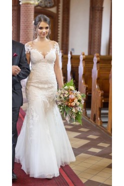 Suknia ślubna salon roz 36 wzrost 170 + 11cm obcas