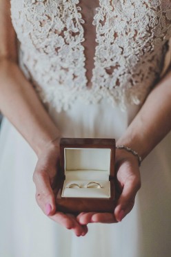 Sprzedam piękną suknie ślubną - stan bardzo dobry