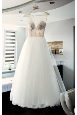 Suknia Ślubna Milla Nova z długim trenem +długi welon